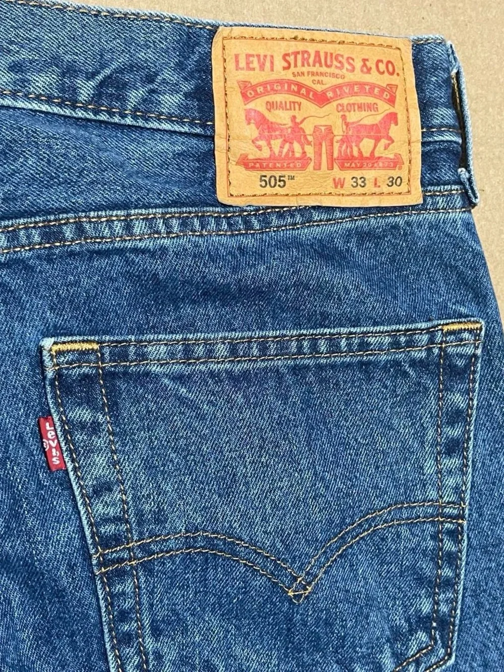 Levi's 505 Regular Fit Jeans Mens 33x23 Blue Rugged Medium Wash Straight Leg